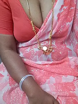 Tamil_Ammani's cam snapshot