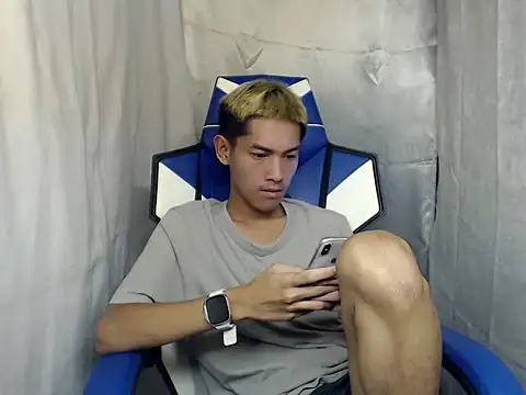 riks_tyler's cam snapshot