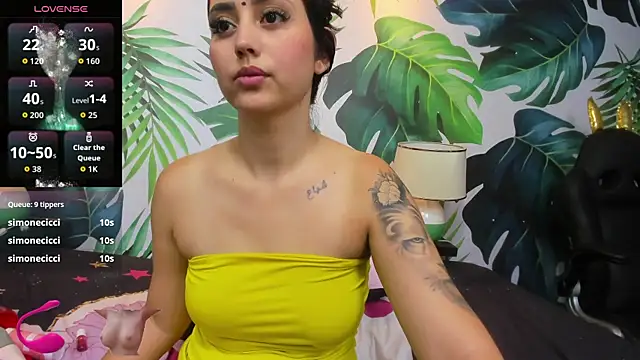 _tahira__'s cam snapshot