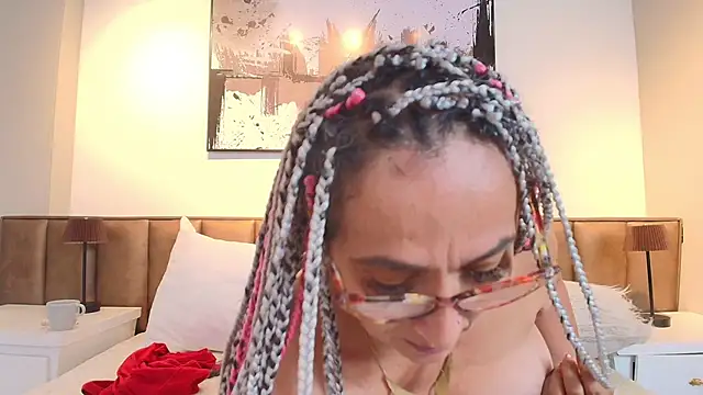 AlessandraLeroy's cam snapshot