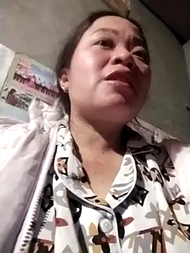 AlilaK2's cam snapshot