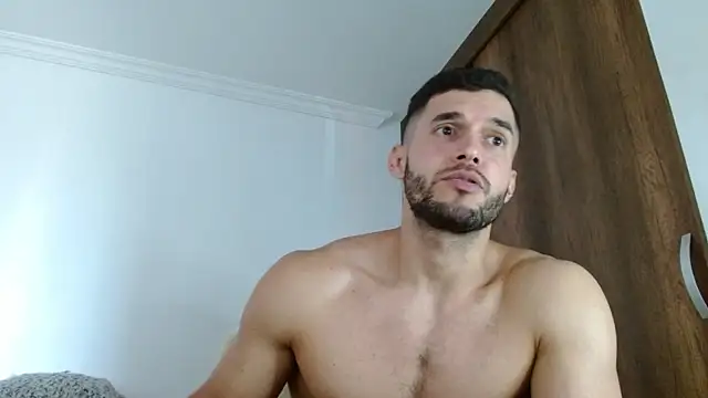 Noah_jhonsonn live sex cam