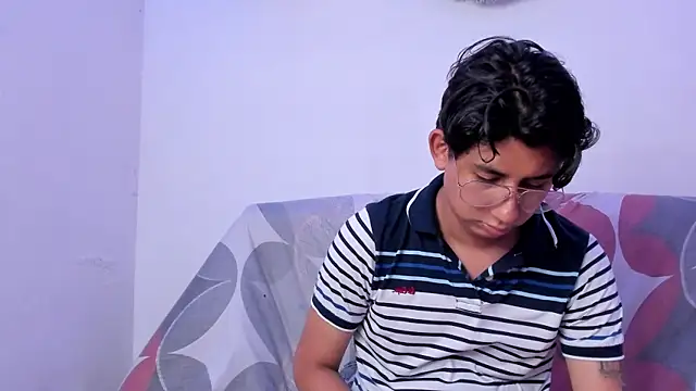 king_Eric30's cam snapshot