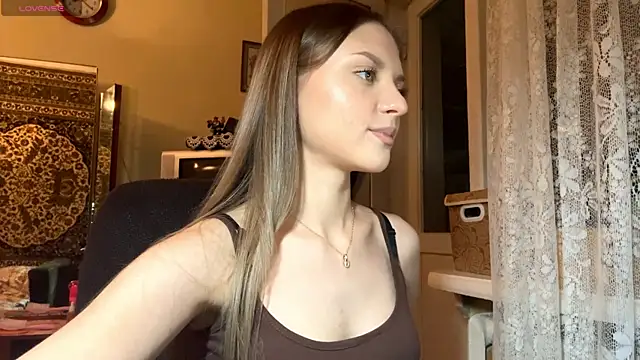 EnergeticMona's cam snapshot