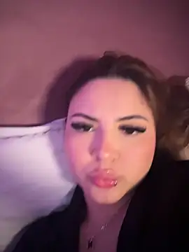 Beella1_'s cam snapshot