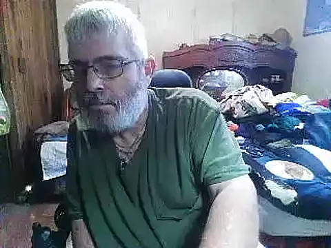 hearseguy77's cam snapshot