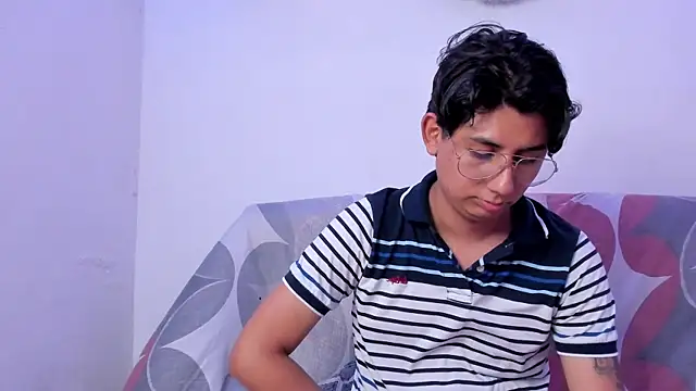 king_Eric30's cam snapshot