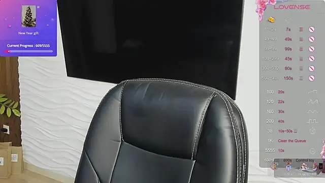 LanaTreades's cam snapshot