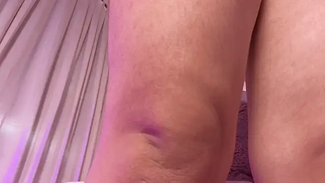 LunaRosse_'s cam snapshot