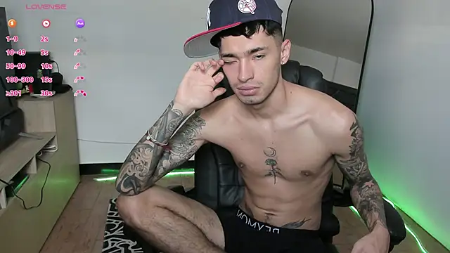 Damon__333's cam snapshot