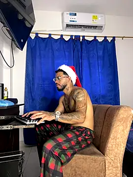 Kylian_Alessandro's cam snapshot