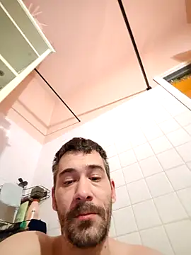 Hgay6935's cam snapshot