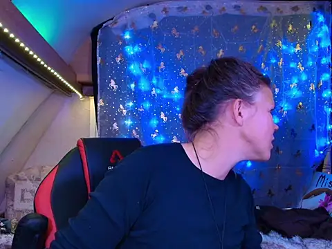 CallMeMaria's cam snapshot