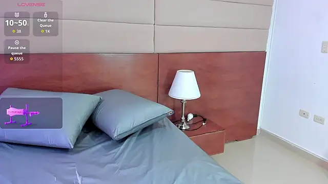 dahian_boobs's cam snapshot