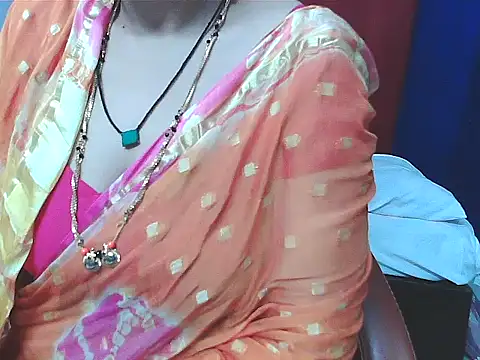 sunitha-3 live sex cam