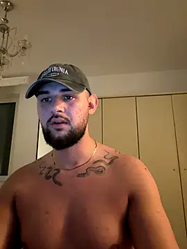 LunaFoxTip live sex cam