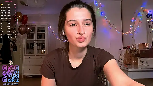 DarlineBrustera's cam snapshot