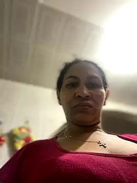 Carola-Ross live sex cam