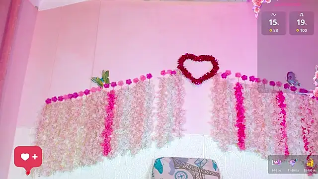 lucygoddes's cam snapshot