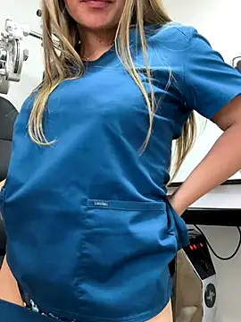 alicee16 live sex cam