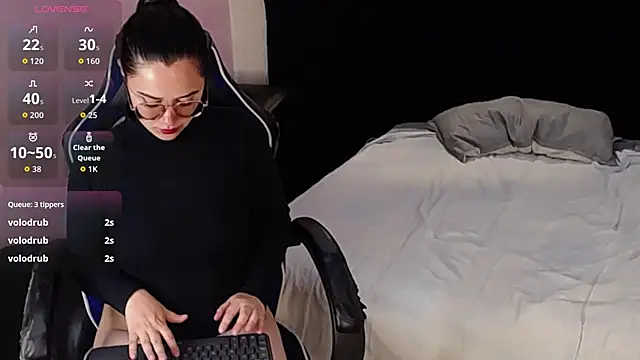 Alaiia___'s cam snapshot