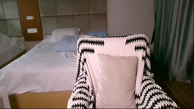 Tsia-Die live sex cam