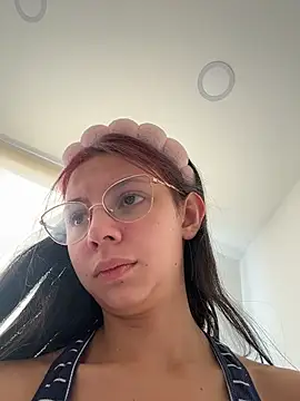 Bonniepark live sex cam