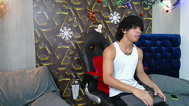 kim_curlyy live sex cam