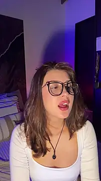 EmaSaenz live sex cam