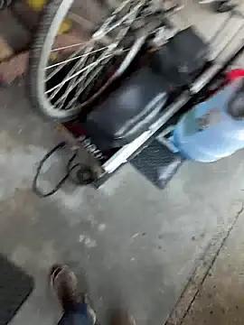 Polaroid_White's cam snapshot