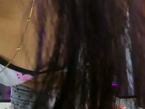 JadeRouse18's cam snapshot