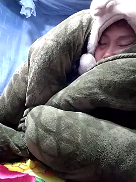 PhamPm70's cam snapshot