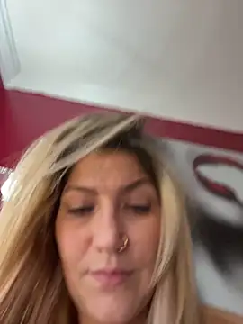 LittleMissEeve live sex cam