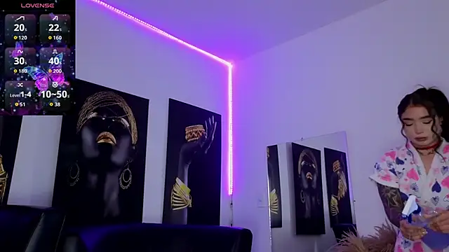 _brenna_hanson live sex cam