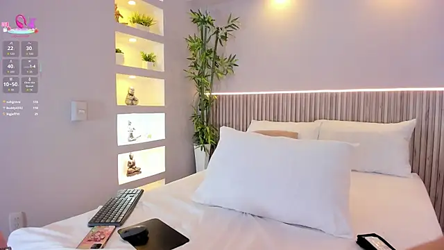 EmmilyCollson's cam snapshot