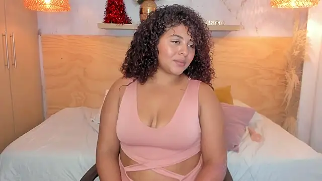 Soophie_taylor3's cam snapshot