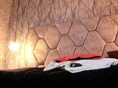 SPICY_BRIANNA's cam snapshot