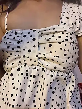 couple_redbeach's cam snapshot