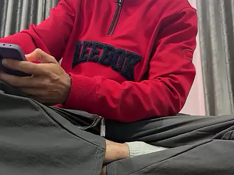 DarkMasterDesire's cam snapshot