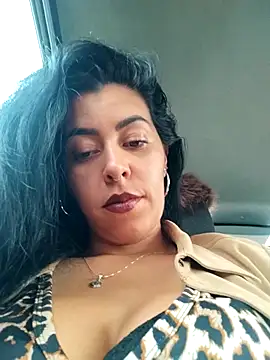 Luianna's cam snapshot