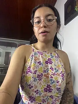 Rosita_forever_'s cam snapshot