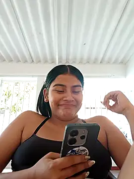 virgin_cunt's cam snapshot