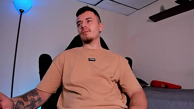 james_connor2's cam snapshot