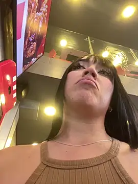 Melody_rousse_'s cam snapshot