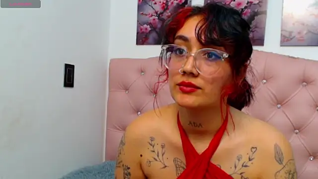 lily_f00x's cam snapshot