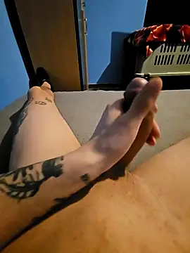 Edddy9l's cam snapshot