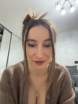 viviandaimond1 live sex cam