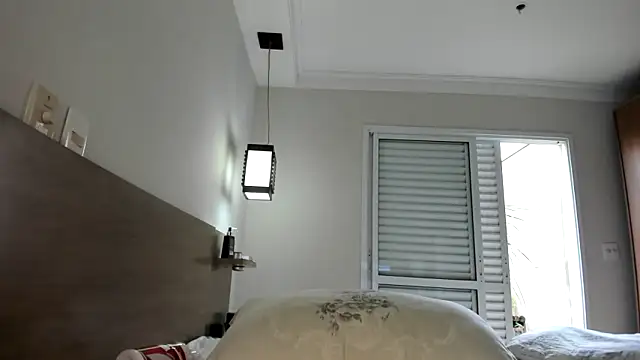 BrendaSun's cam snapshot