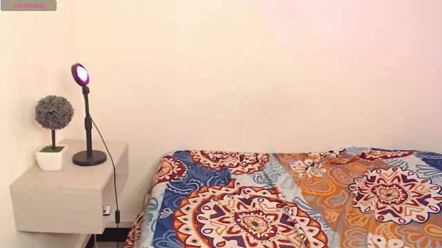 michaela_cox live sex cam