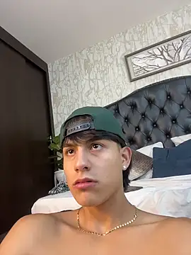 Lander_Cruz live sex cam